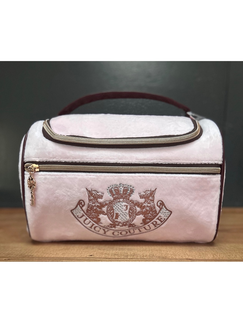 Juicy Couture Pink Plush Cosmetic Bag with Gold Zippers and Logo Detail NWT - Picture 2 of 9